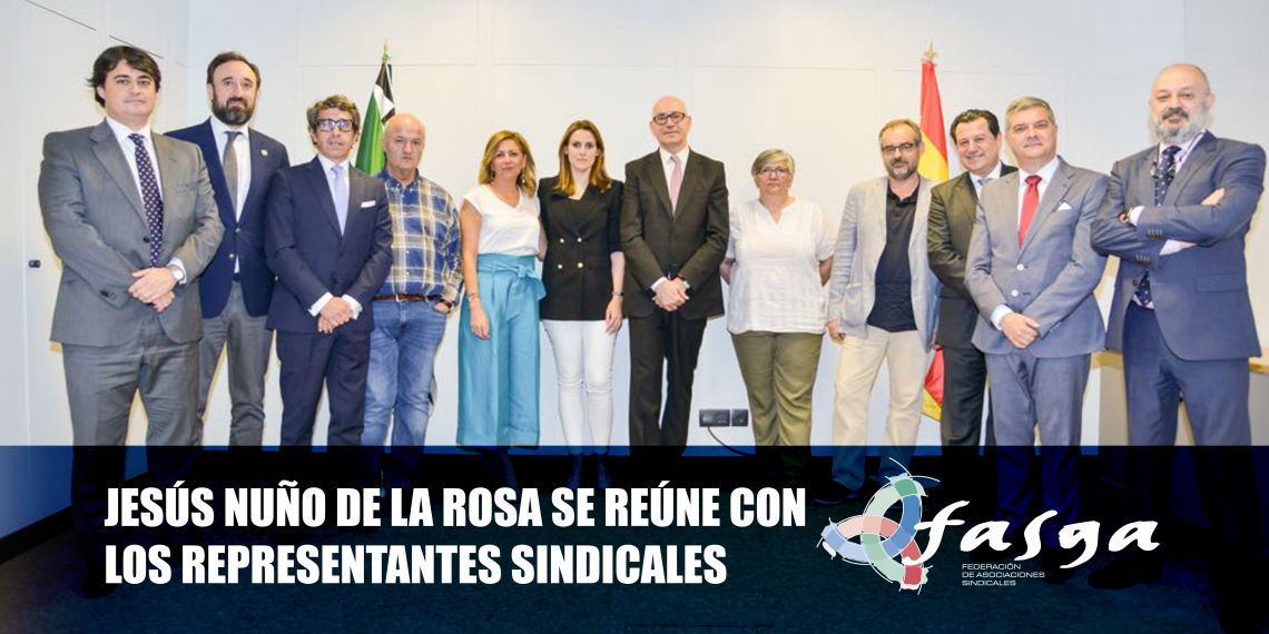 Jesús Nuño de la Rosa se reúne con los representantes sindicales