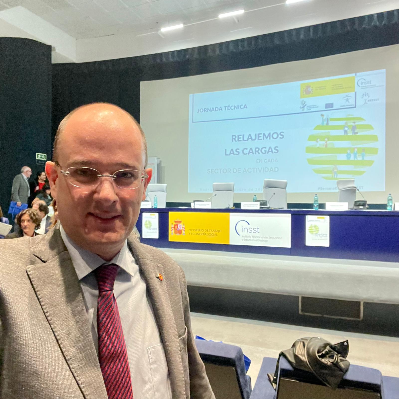 Presentes en la Jornada Técnica: Relajemos las Cargas en cada sector de actividad en plena Semana Europea ?? de la Seguridad y Salud