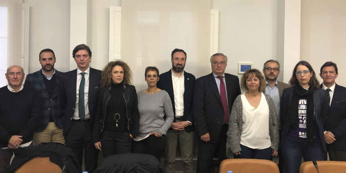 FASGA, junto al resto de organizaciones sindicales y ANGED, firma un manifiesto en repulsa a la violencia contra la mujer