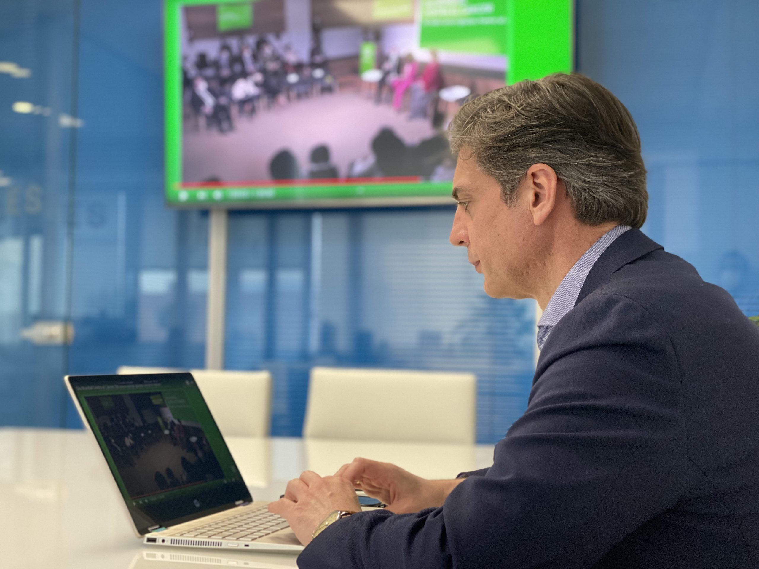 Fasga, a través de su programa de Responsabilidad Social fasgasocial, asiste al acto oficial del #DiaMundialContraElCancer