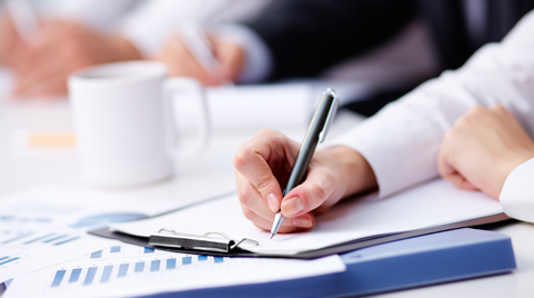 Formación gratuita especializada para trabajadores/as y autónomos/as del sector del turismo y agencias de viajes