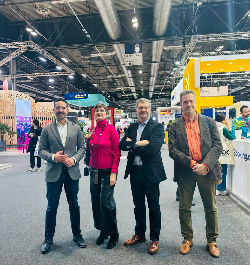 Valorian, como sindicato más representativo del sector de las agencias de viajes, presente en FITUR