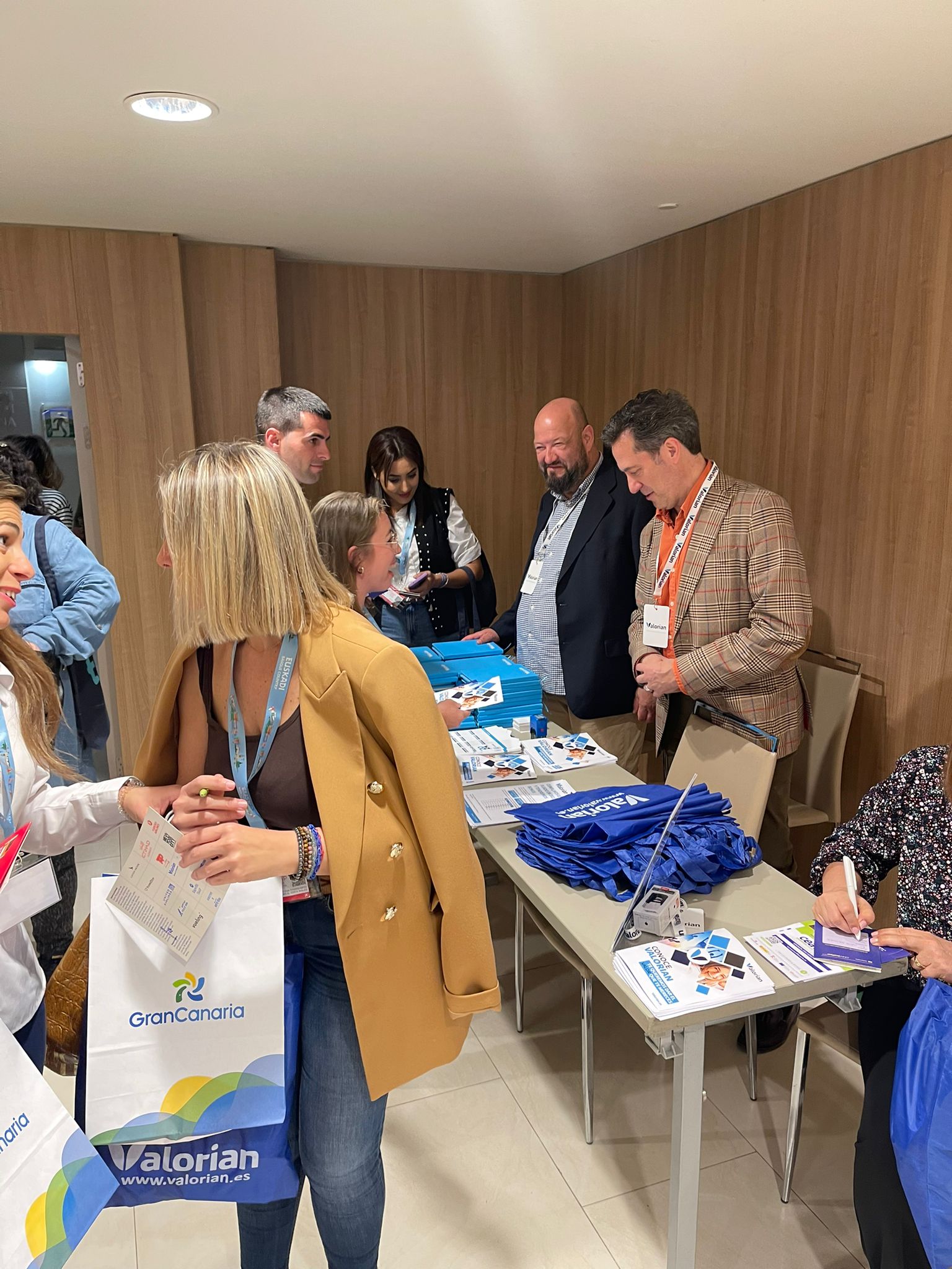 Valorian participa en el CEAV Profesional Tour 2024 en Málaga