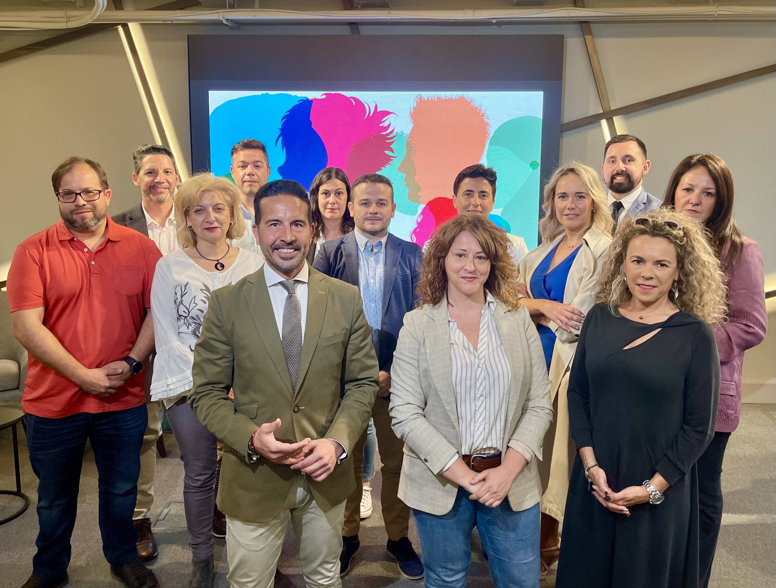 Valorian asiste a la presentación de la formación que se va a impartir en todas las empresas del grupo El Corte Inglés sobre los planes de igualdad de los que somos firmantes.