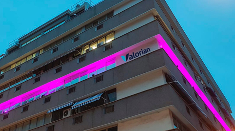 Valorian se viste de rosa para luchar contra el cáncer de mama
