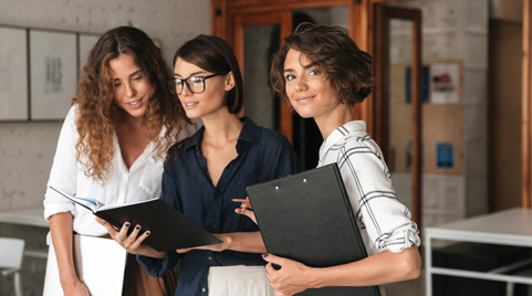 Valorian consigue 3 nuevas delegadas en Uniglobal en Madrid