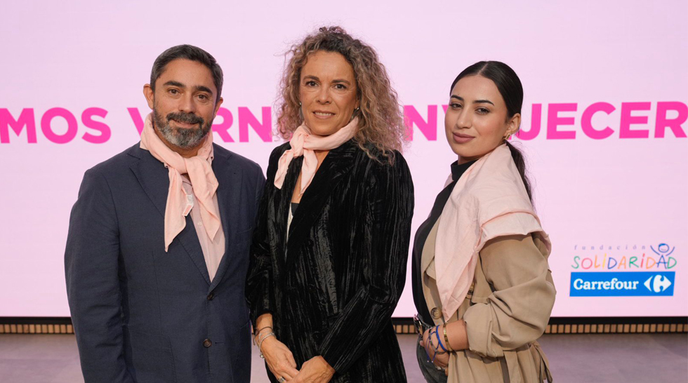 Valorian asiste al acto de la fundación solidaridad Carrefour por el día mundial contra el cáncer de mama