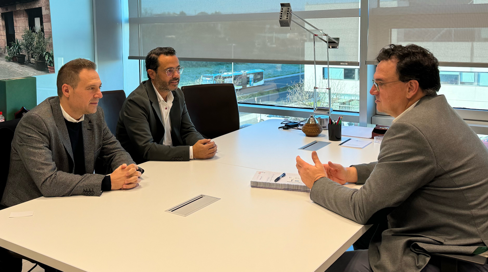 Reunión con el Director General de Comercio y Consumo del Gobierno de Cantabria