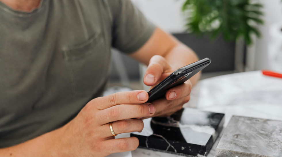 ¿Sabías que ya puedes llevar tu DNI en el móvil?